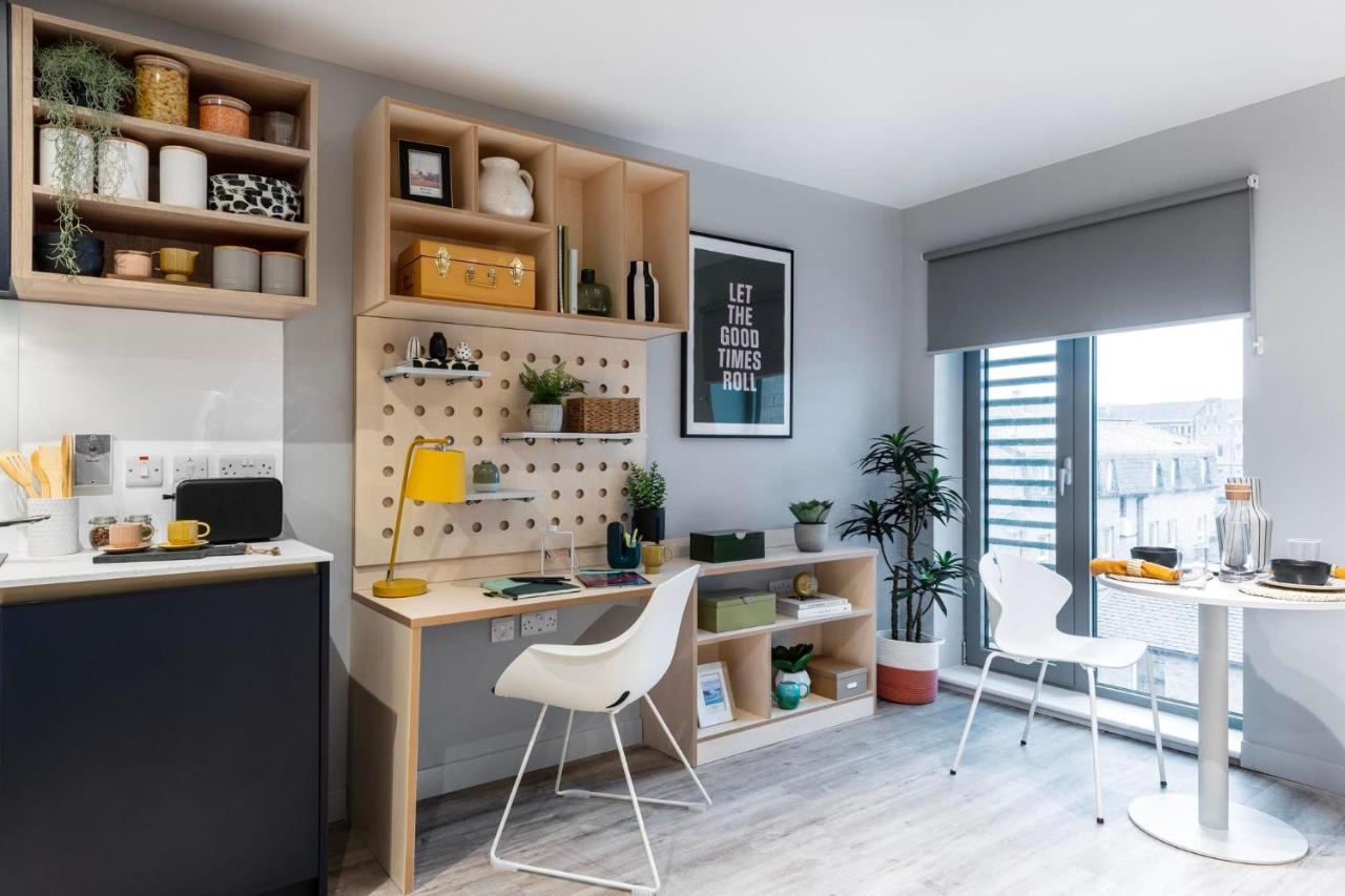 Modern Studios At Huxley Studios In The Heart Of Единбург Екстериор снимка